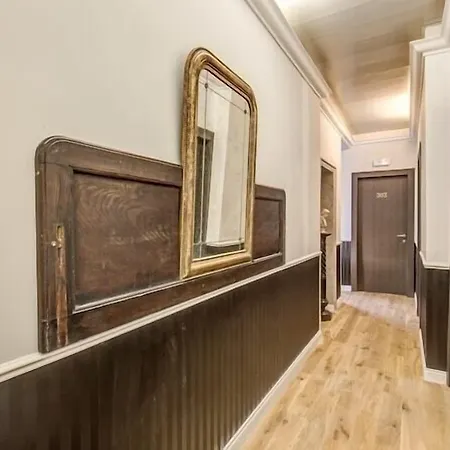 Smart Lux Veneto 招待所 2*